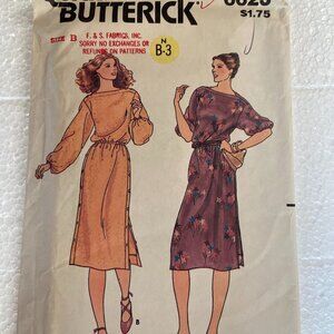 Vintage Butterick sewing pattern 6623 Uncut